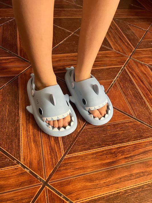 ¿Dónde comprar chanclas tiburón?